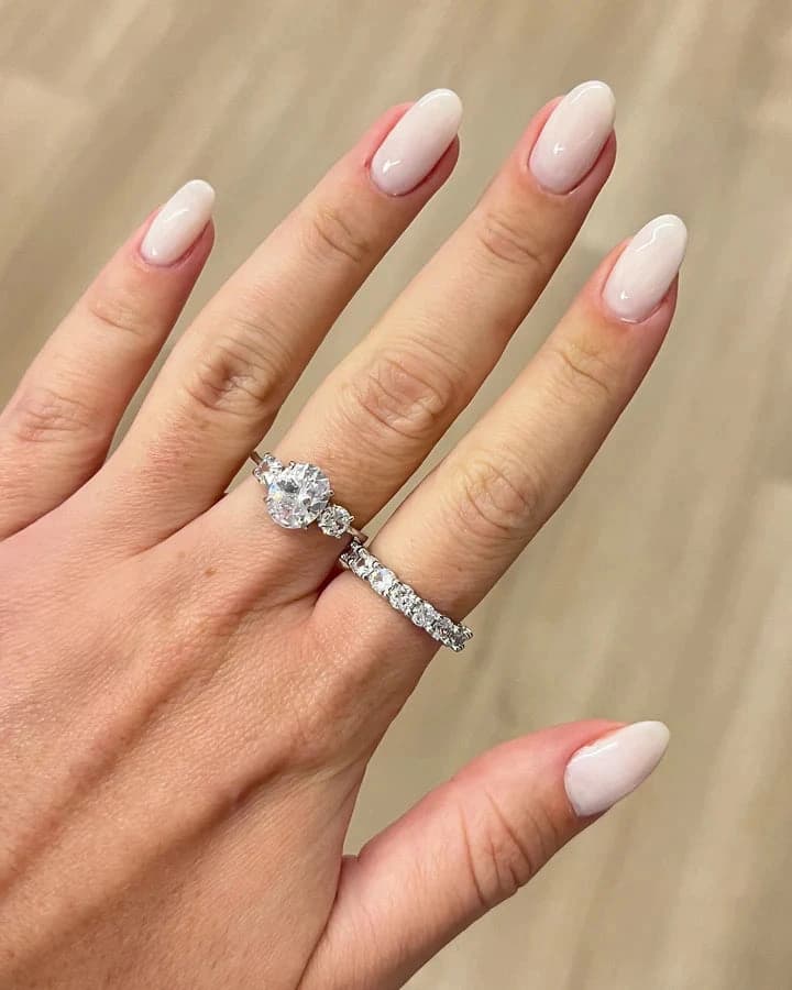 ANEL RIVIERA SKYLINE BANHADO A OURO BRANCO - alternativa